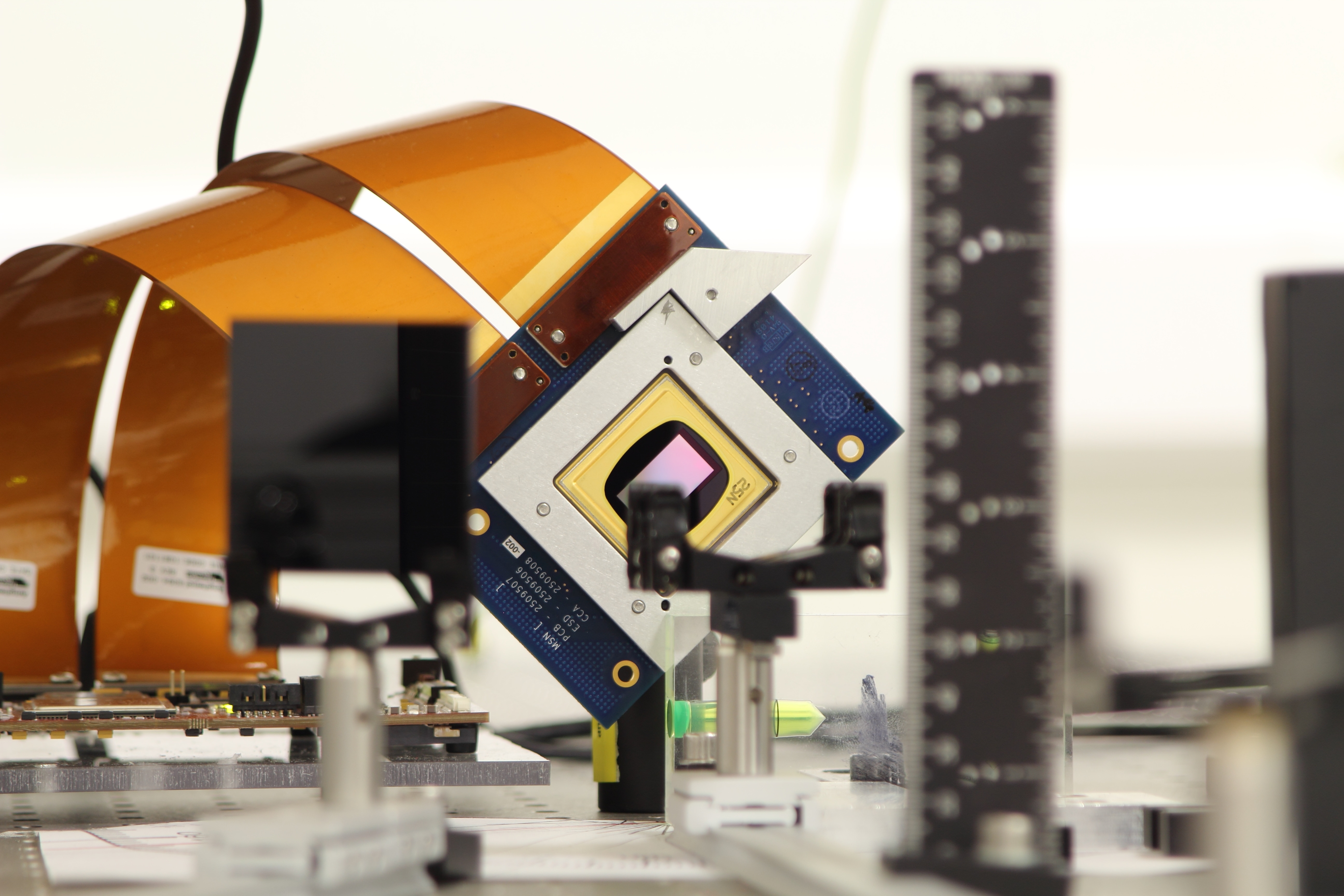 An adaptive optics-based beam monitor for characterizing beams of (anti)matter is being developed within the AVA project. Image credit: University of Liverpool/Cockcroft Institute.
