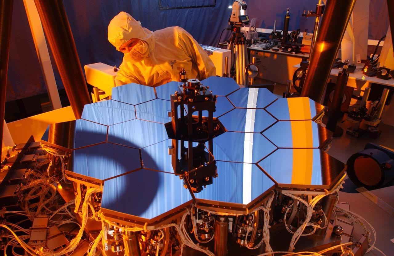 dark matter, JWST, James webb, james webb space telescope, telescope, hubble, hubble telescope, dark matter, matter