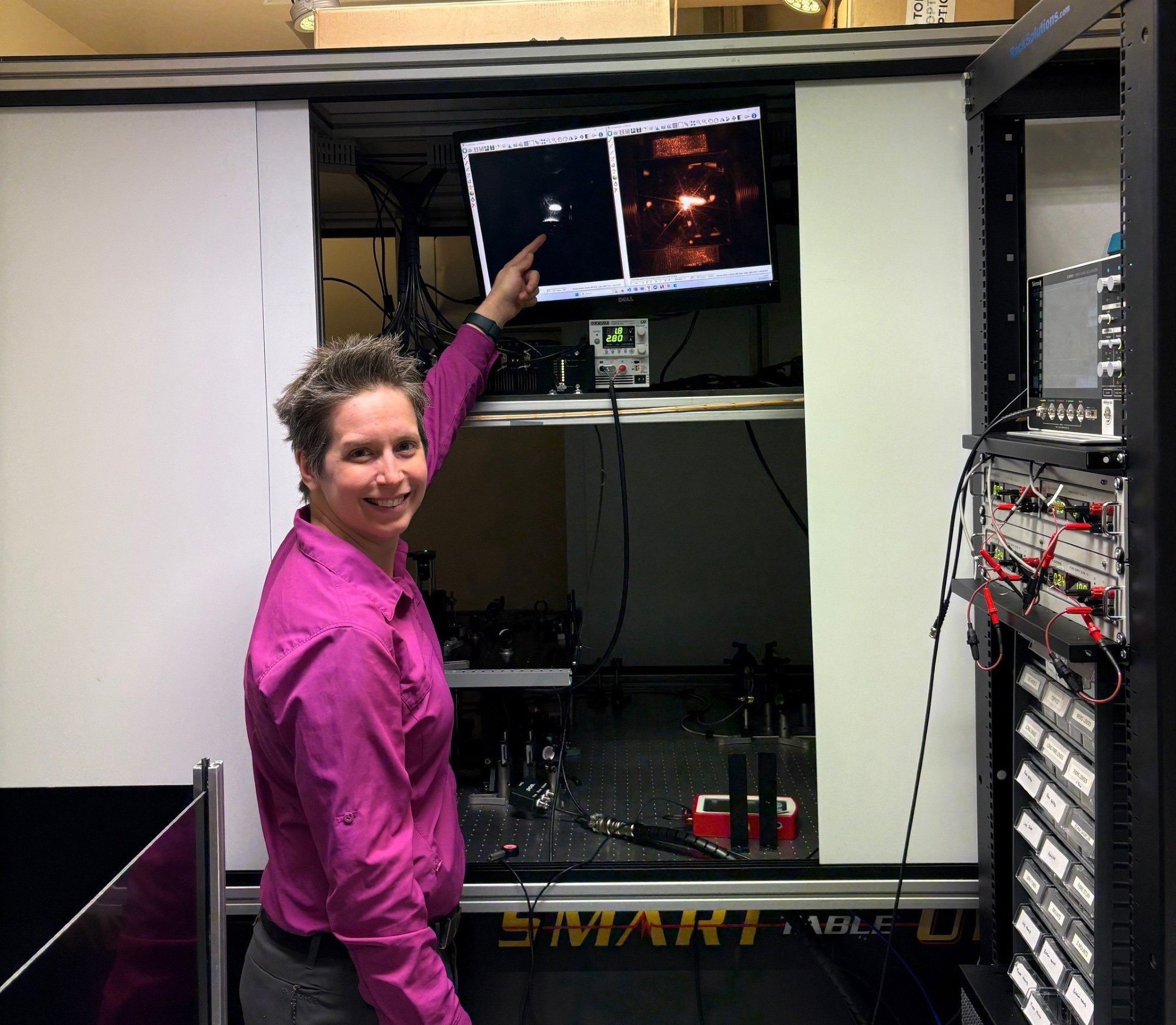 a picture of Dr Carrier Weidner in the lab