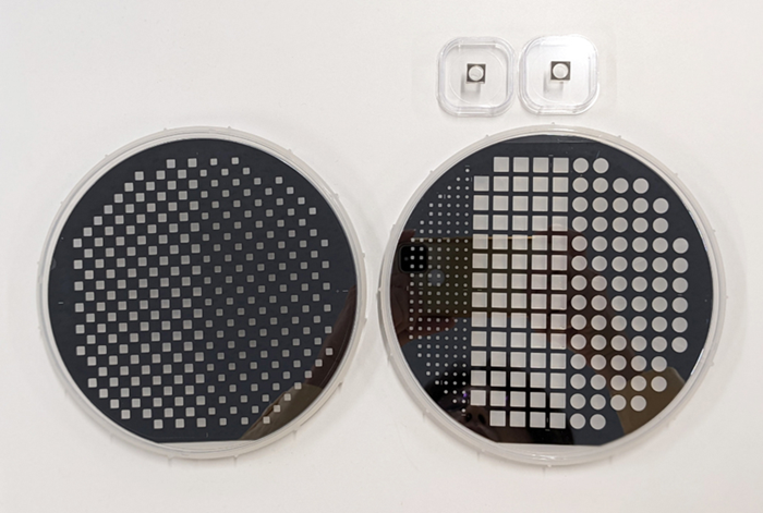 Hamamatsu’s wafer based vapor cells
