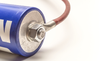 Assessing the Quantum Effects of Supercapacitors at the Quantum Level