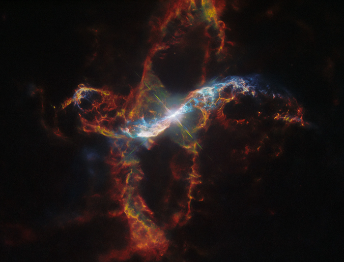 Hubble Reveals Dynamic Eruptions of R Aquarii