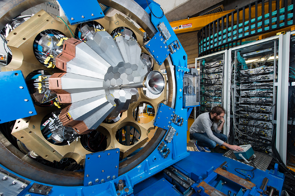 The Advanced Gamma Tracking Array (AGATA), which researchers from KTH used to study unstable atomic nuclei generated at the Grand Accélérateur National d’Ions Lourds.