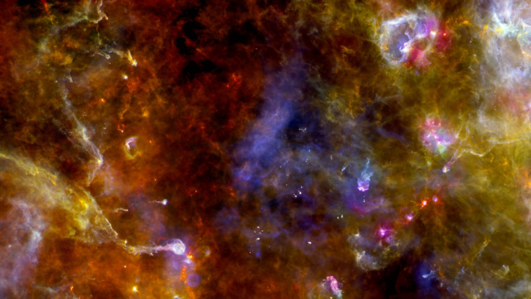 Astrophysicists Establish the Presence of Water in Star Dust