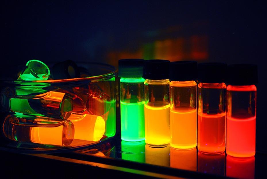 Study Assesses Advances and Commercialization of Colloidal Quantum Dots