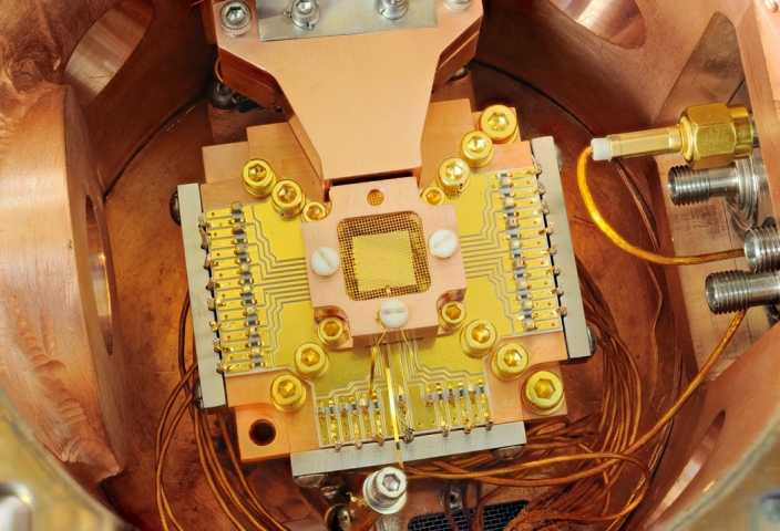 Researchers Entice Two Atoms to Swap Smallest Energy Units, Potential to Simplify Information Processing