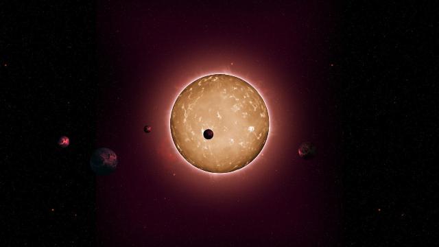 Astronomers Discover Ancient Sun-Like Star with Orbiting Planets