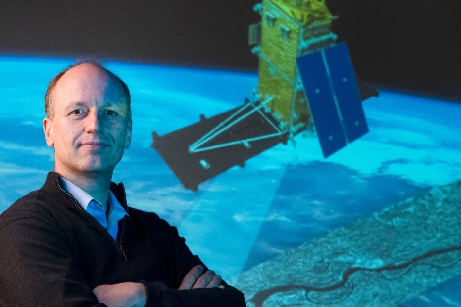 SFU Professor Develops and Constructs New Facility to Detect Particle Physics