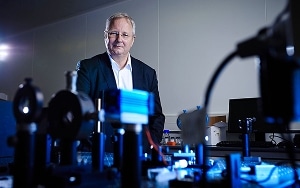 Quantum Technology One Step Closer to Moving into the Palm of Your Hand