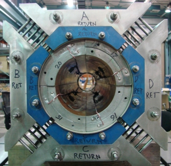 LHC Accelerator Program Successfully Tests Superconducting Quadrupole Magnet