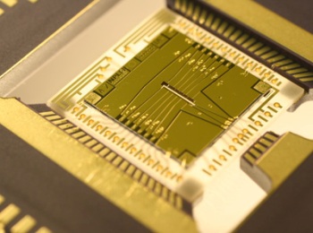'Tiny Dancer' Atoms Could Make Quantum Computers a Viable Reality