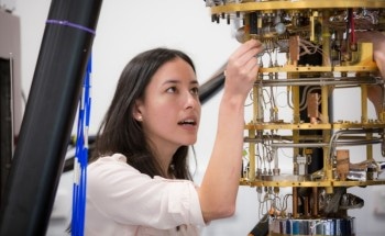 Sydney Team Develops Microcircuit Essential for Scaling Up Quantum Computing