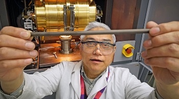 New Study Reveals Hidden Superconducting State Using High-Power Light