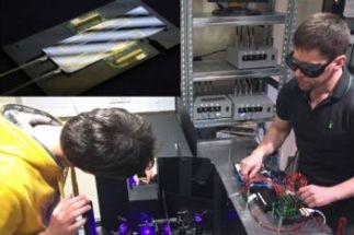 Quantum Vibrations of Single Molecule Captured Using Photonic Quantum Simulator