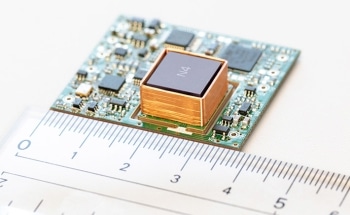 New Small, Ultra-Low-Power Quantum Atomic Clock Outperforms Current Standards