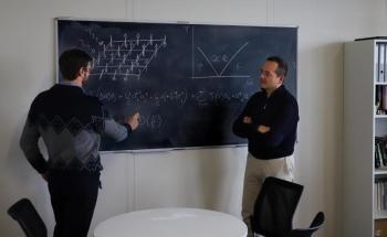 Novel Quantum Simulator to Simulate Complex Behavior of Real, Interacting Magnets at Very Low Temperatures