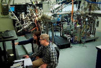 Novel Planar Device for Scaling Up Qubits to Develop Advanced Quantum Computers