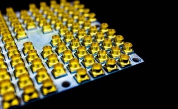 Scalable On-Chip Multiplexing for Silicon Qubits