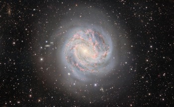 A Cosmic Masterpiece: Capturing Messier 83