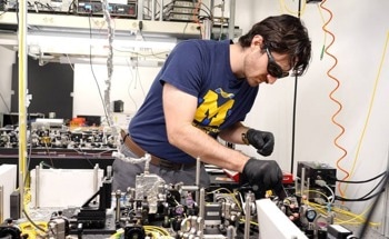 Scaling Sensor Precision Through Quantum Entanglement