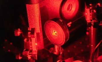 Perfecting Single-Photon Sources with New Diamond-Based Method