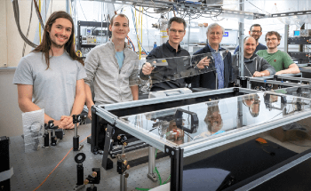 The Movement of Single, Isolated Molecules in Quantum Fluid