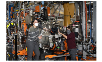 New Technique to Control Spin Dynamics in Magnetic Materials
