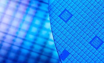 Novel Electron-On-Solid-Neon Qubit Could Revolutionize Quantum Computing