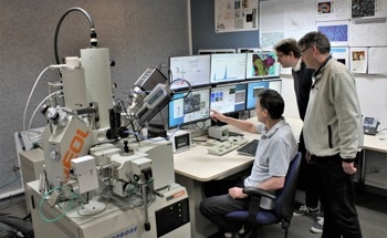 Dwarf Planet Diamonds Could Hold the Key to Stronger Machine Parts